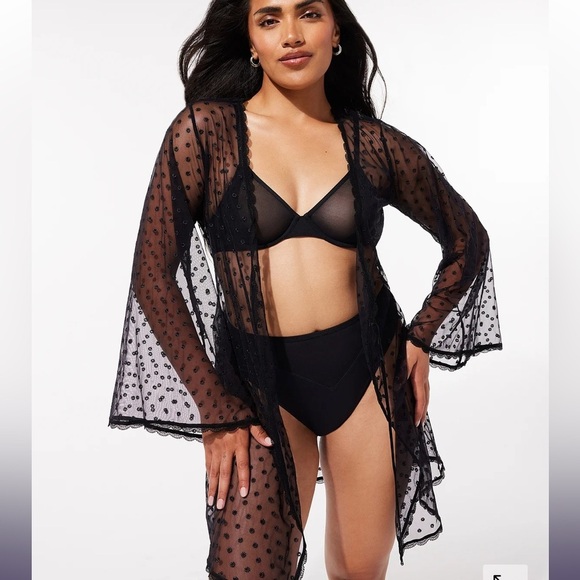 - SAVAGE X FENTY LINGERIE BY RIHANNA BLACK CAVIAR RUFFLE LUV SHORT ROBE SI… - Picture 1 of 13